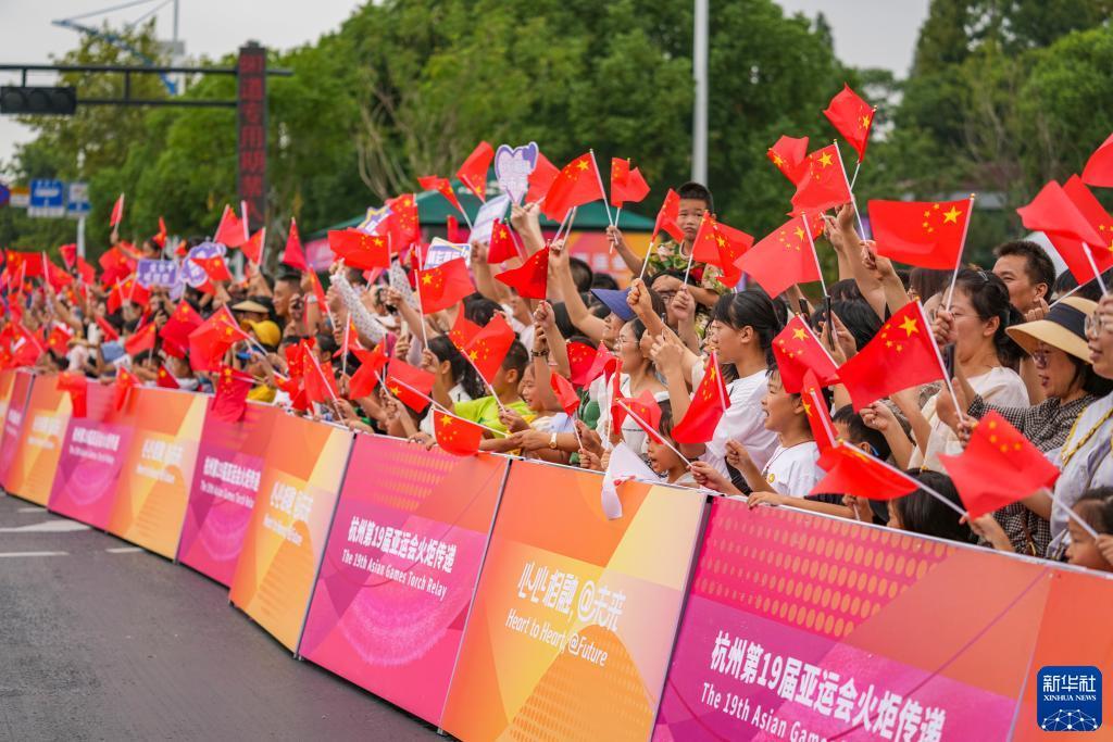 奔驰amg官网